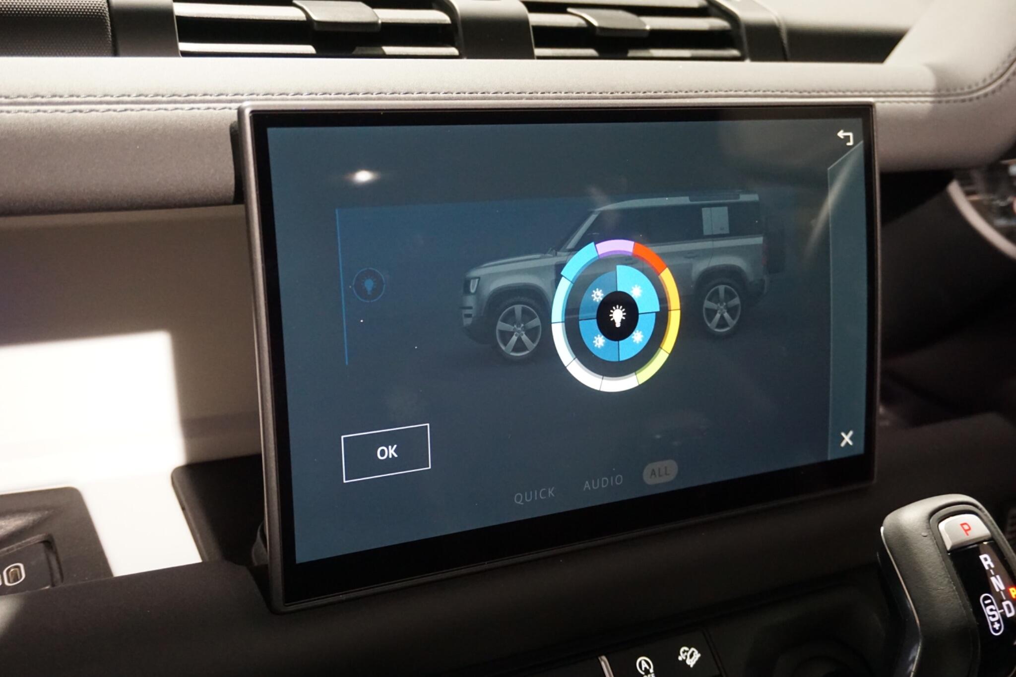 Land Rover Defender 110 3.0 D350 MHEV X-Dynamic SE SUV 5dr Diesel Auto 4WD Euro 6 (s/s) (350 ps)